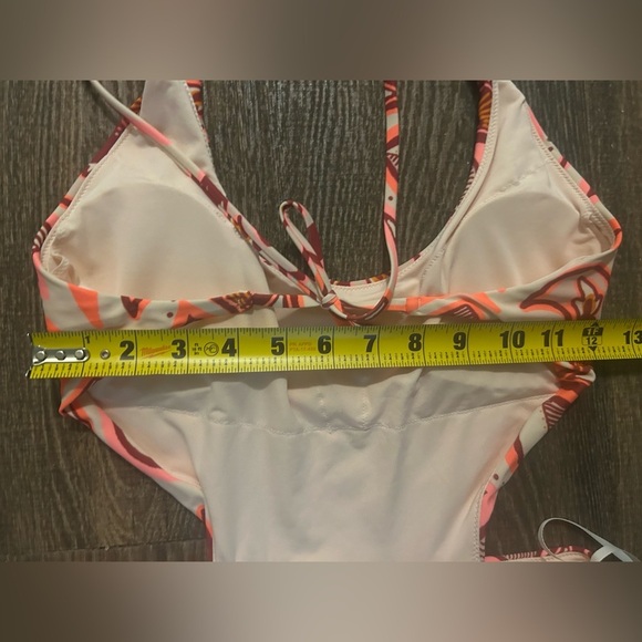 Aerie M NWOT (plastic liner still on-never even tried on) beautiful 1 piece - Picture 10 of 14